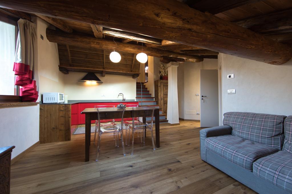 Maison Lo Triolet Introd Ngoại thất bức ảnh