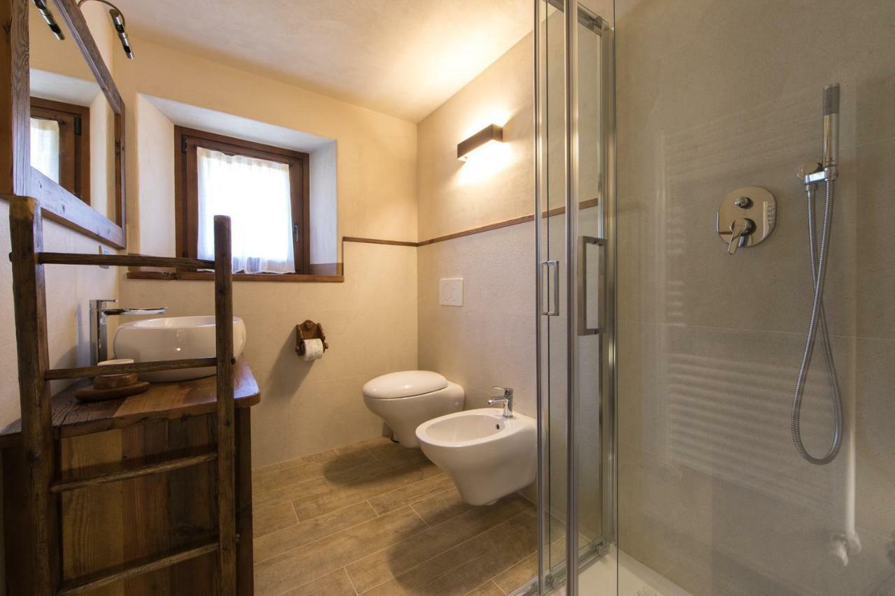 Maison Lo Triolet Introd Ngoại thất bức ảnh